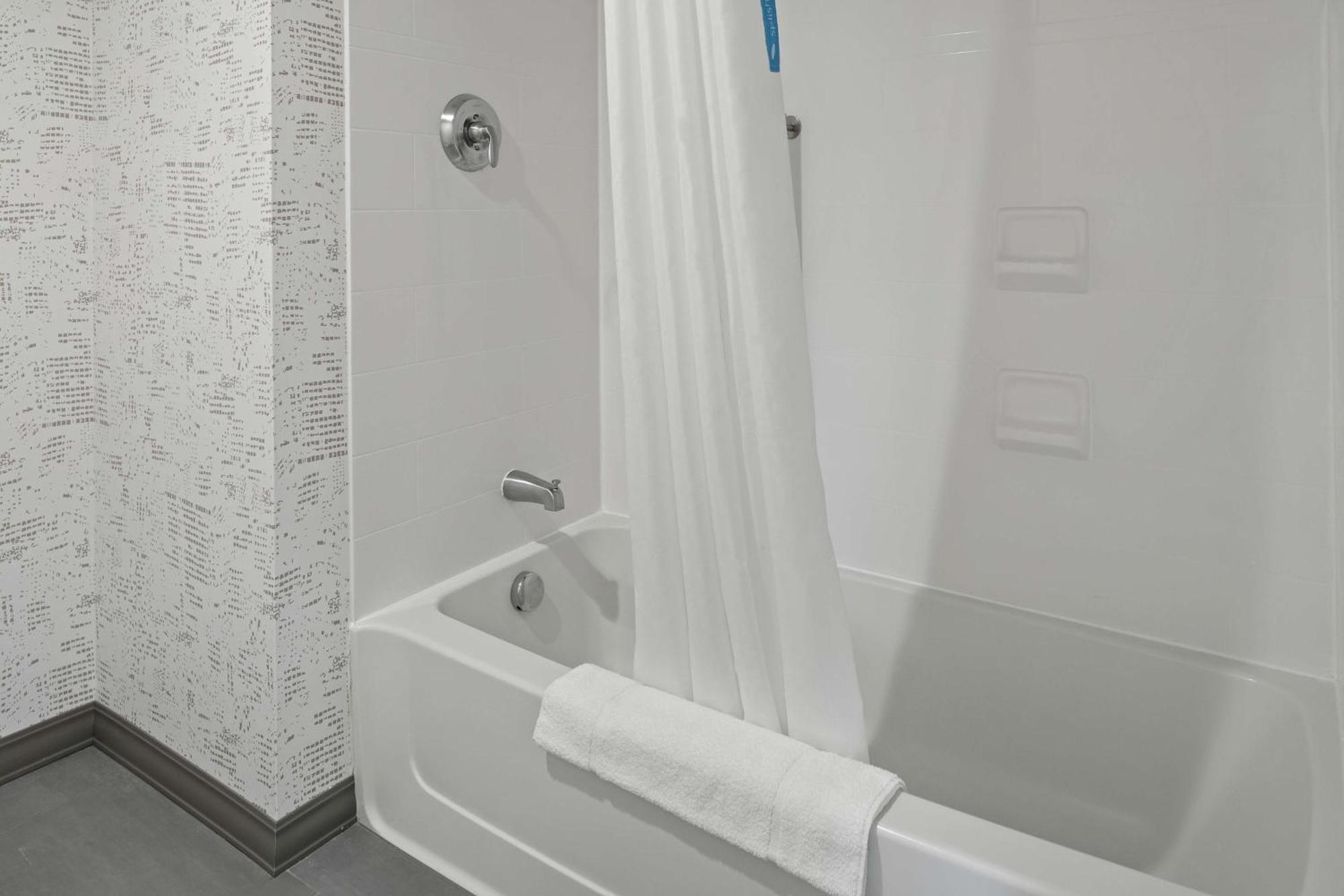 Hampton Inn & Suites Cranberry Township/Mars Dış mekan fotoğraf
